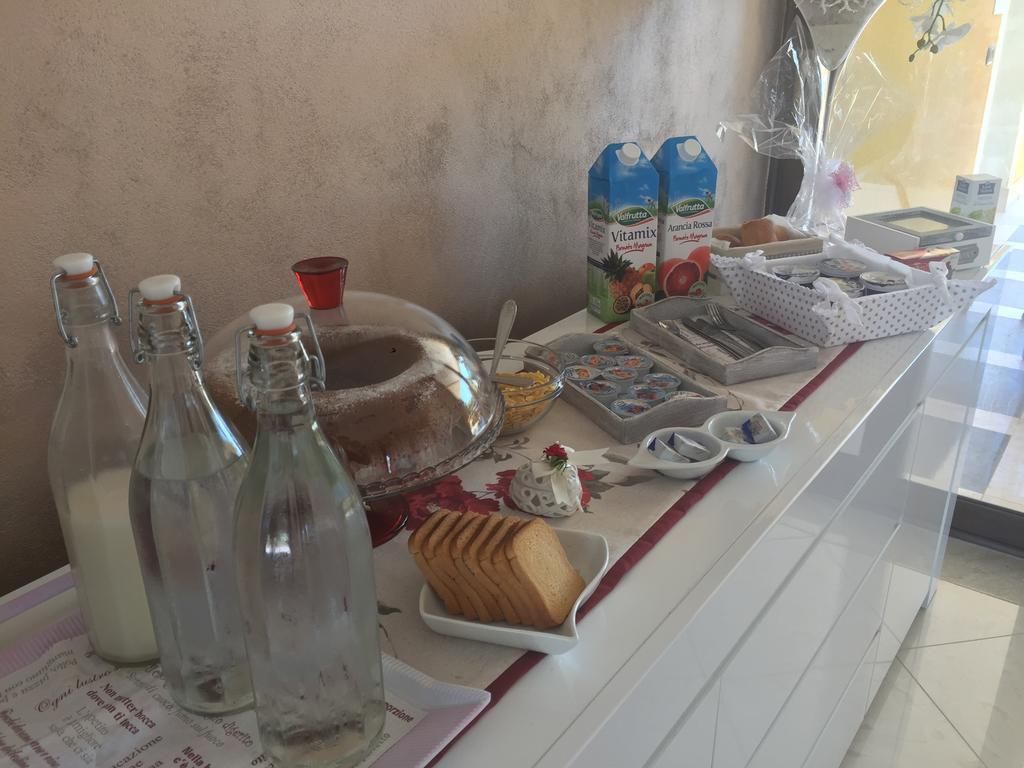 Daily buffet breakfast (EUR 3 per person)