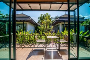 Deluxe Villa, 1 King Bed, Garden View, Garden Area - Himaphan Boutique Resort (Sa Khu)