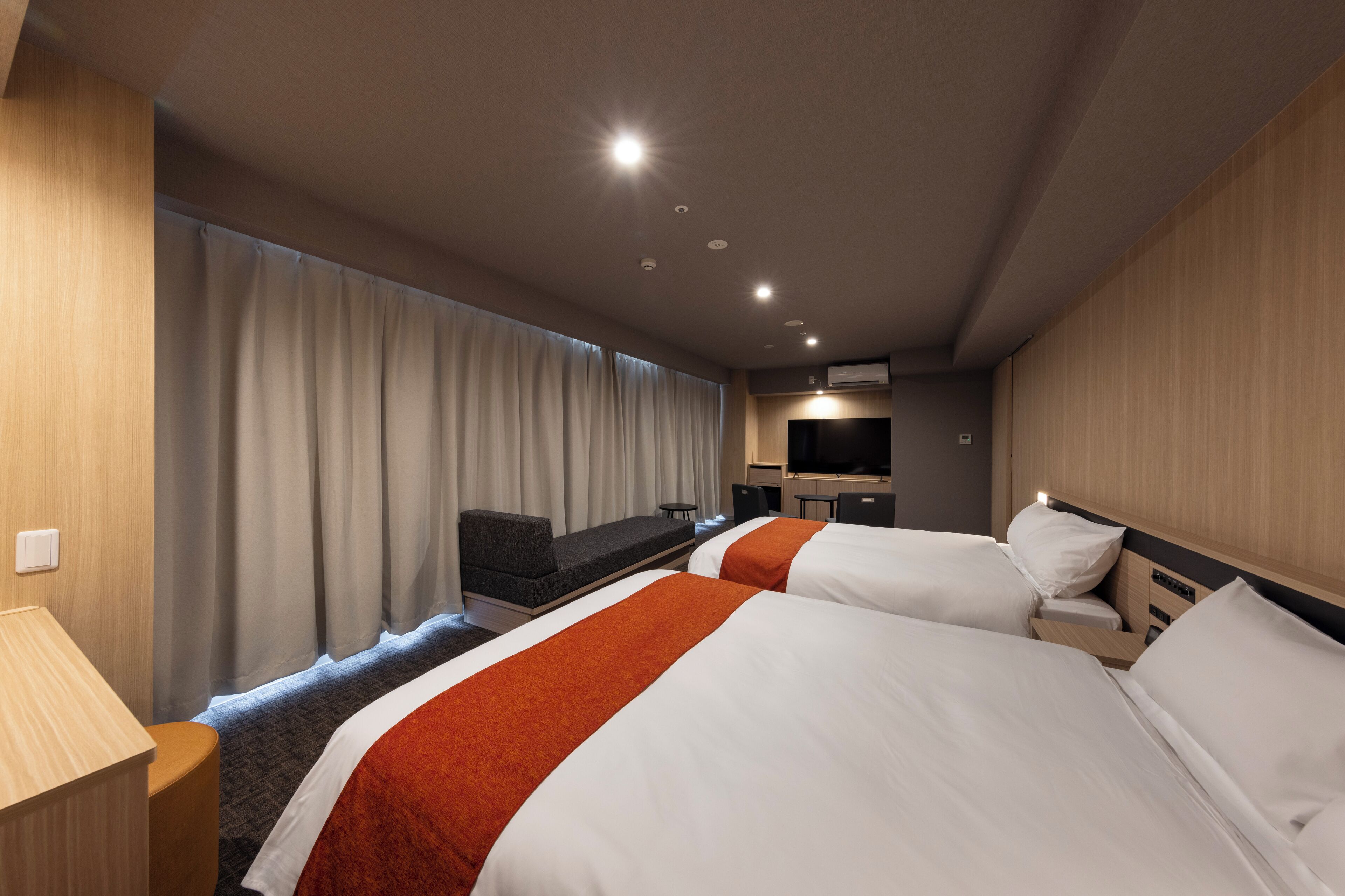 annex grande deluxe twin room wide view | iron/ironing board, free wifi