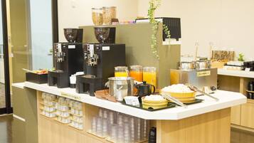 Colazione continentale, servita tutte le mattine (1100 JPY a persona)