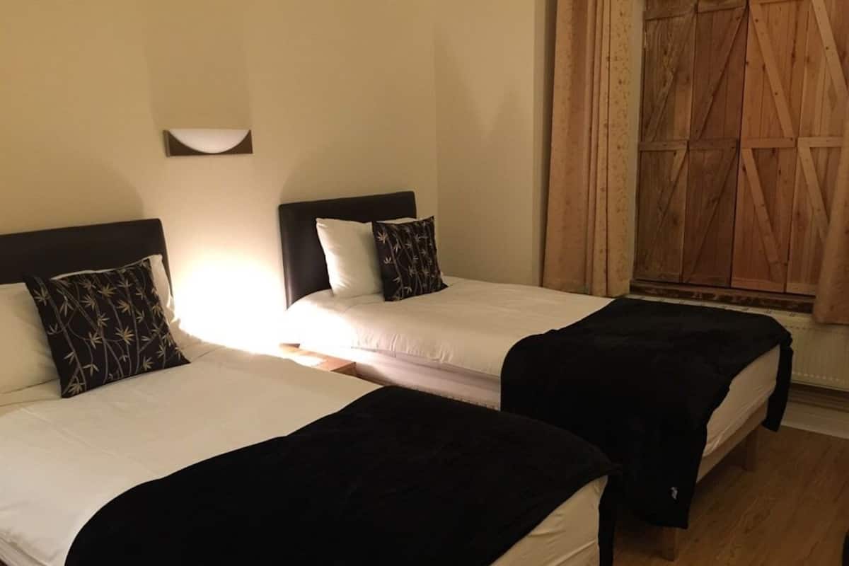 Superior Twin kamer, en-suite badkamer (Blue) | Overig