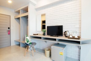 Standard Double or Twin Room with Balcony | Premium bedding, minibar, in-room safe, desk