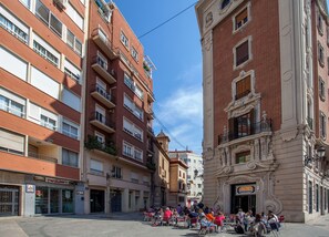 Front of property - City Garden B&B (Valencia)