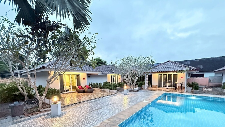 All Times Pool Villa