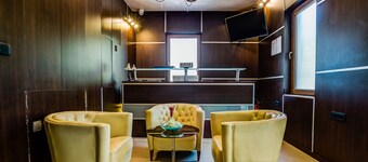 Hotel Odissey