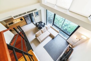 Een flatscreentelevisie