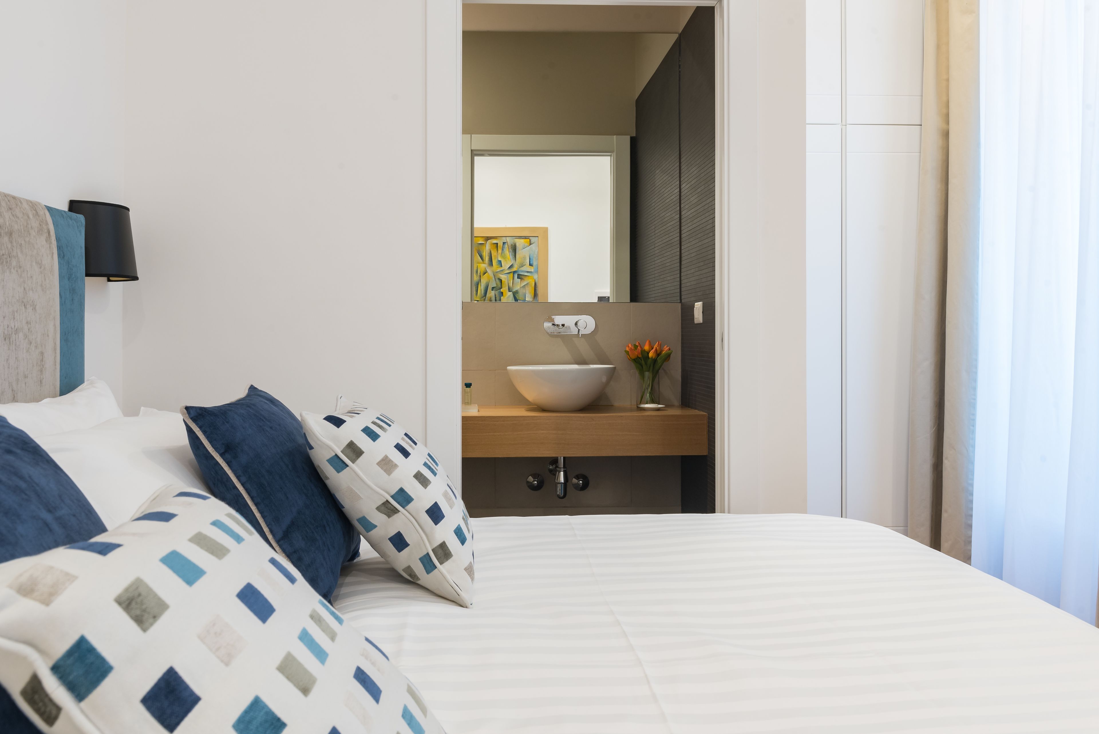 Photo - 900 Piazza del Popolo