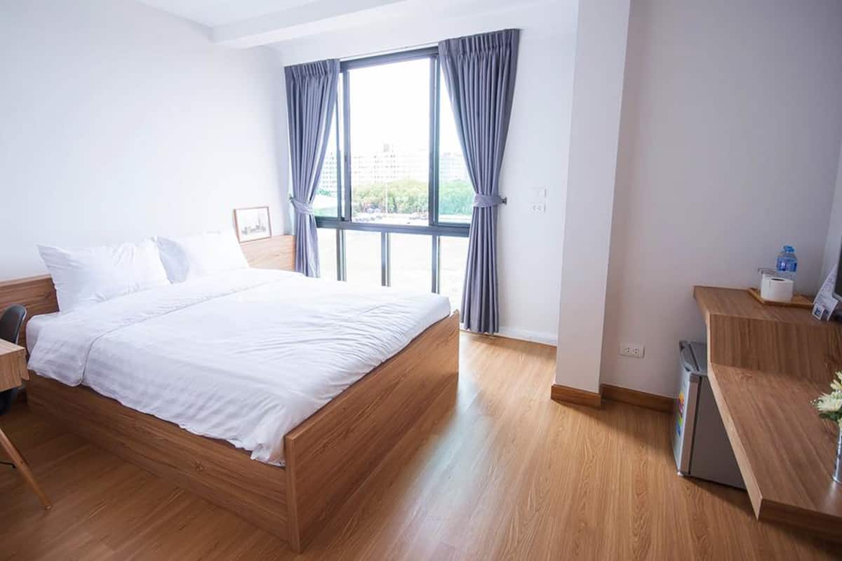 Standard Double Room, 1 Double Bed | Premium bedding, desk, blackout drapes, free WiFi