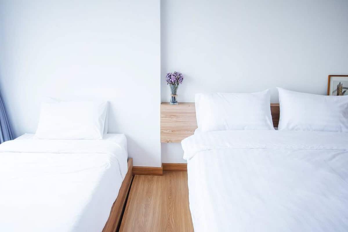 Deluxe Triple Room | Premium bedding, desk, blackout drapes, free WiFi