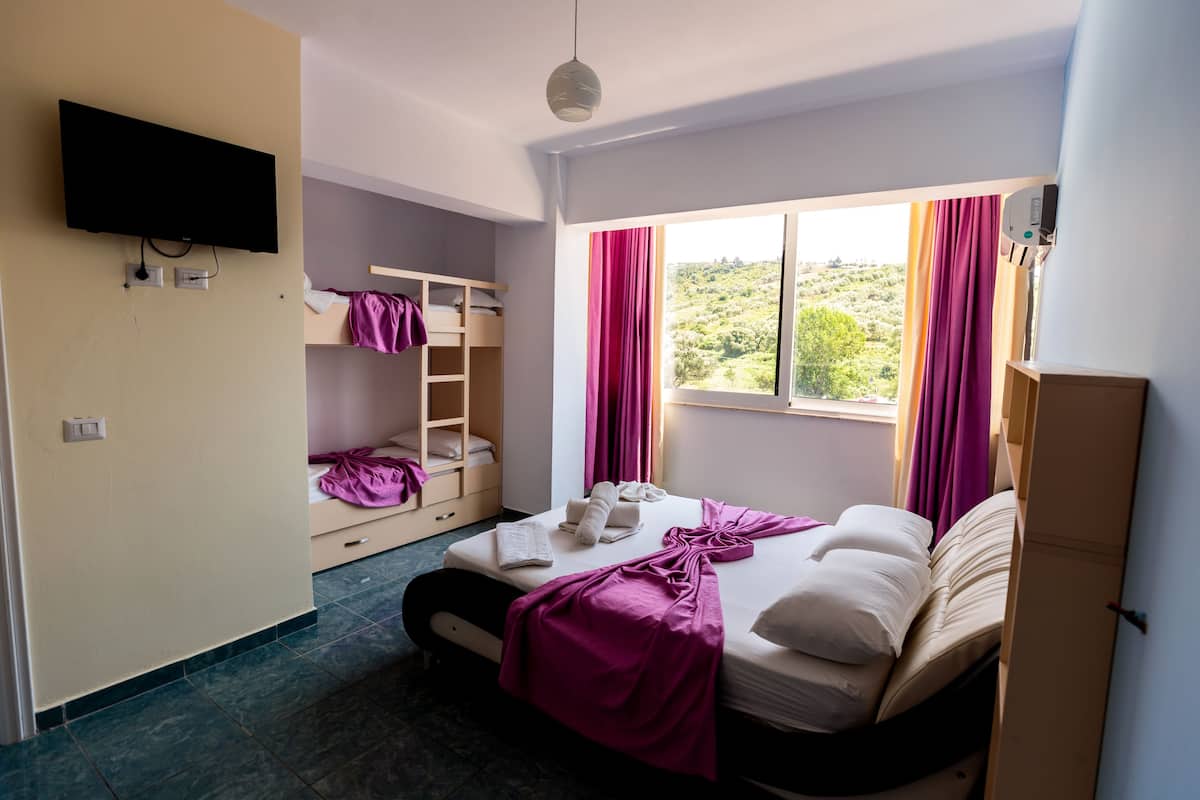 Vierbettzimmer, eingeschrÀnkter Meerblick