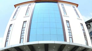 Ảnh chưa phân loại, 2 trong số 19 ảnh, nút