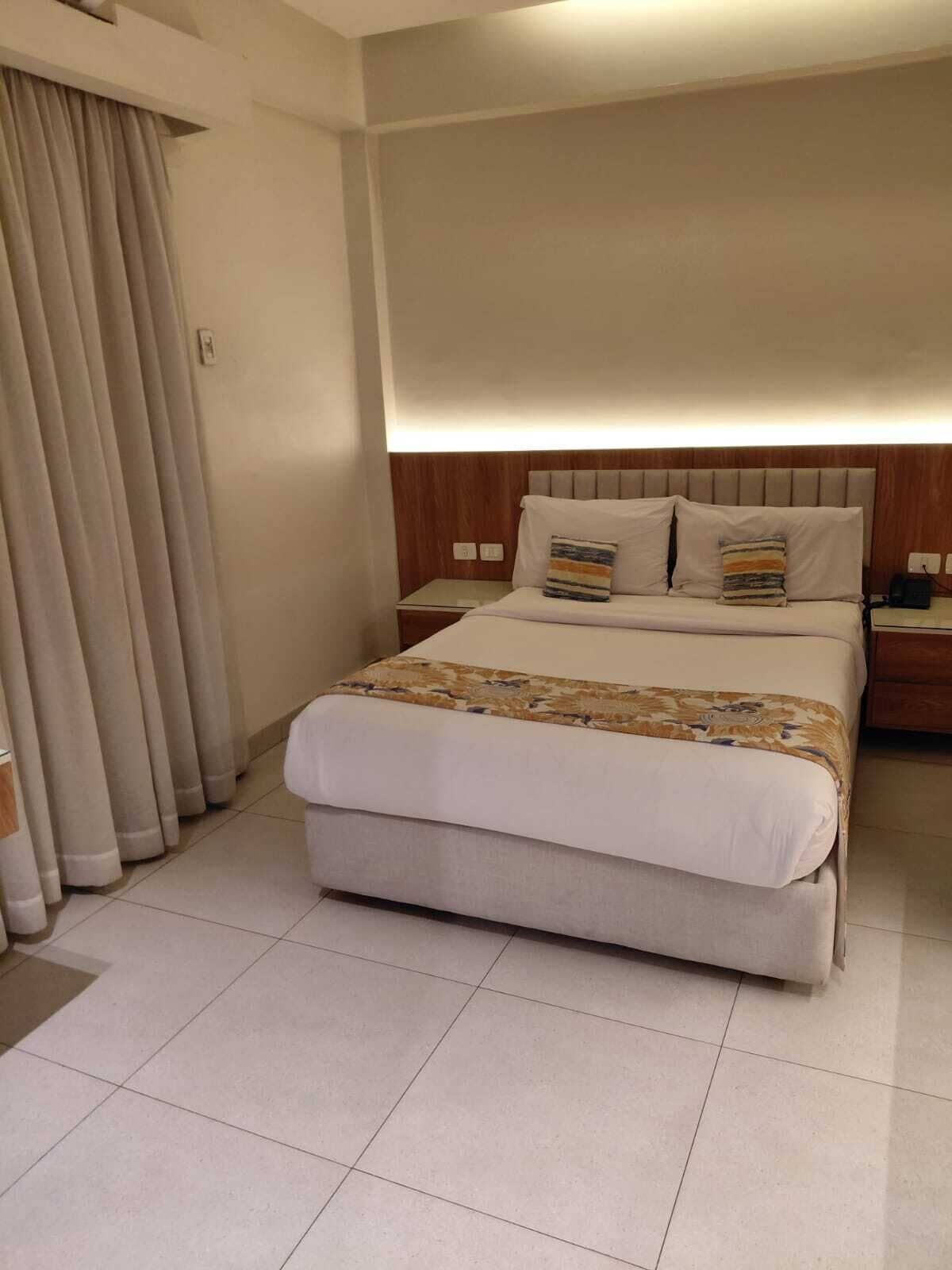 Photo - Hapi Hotel