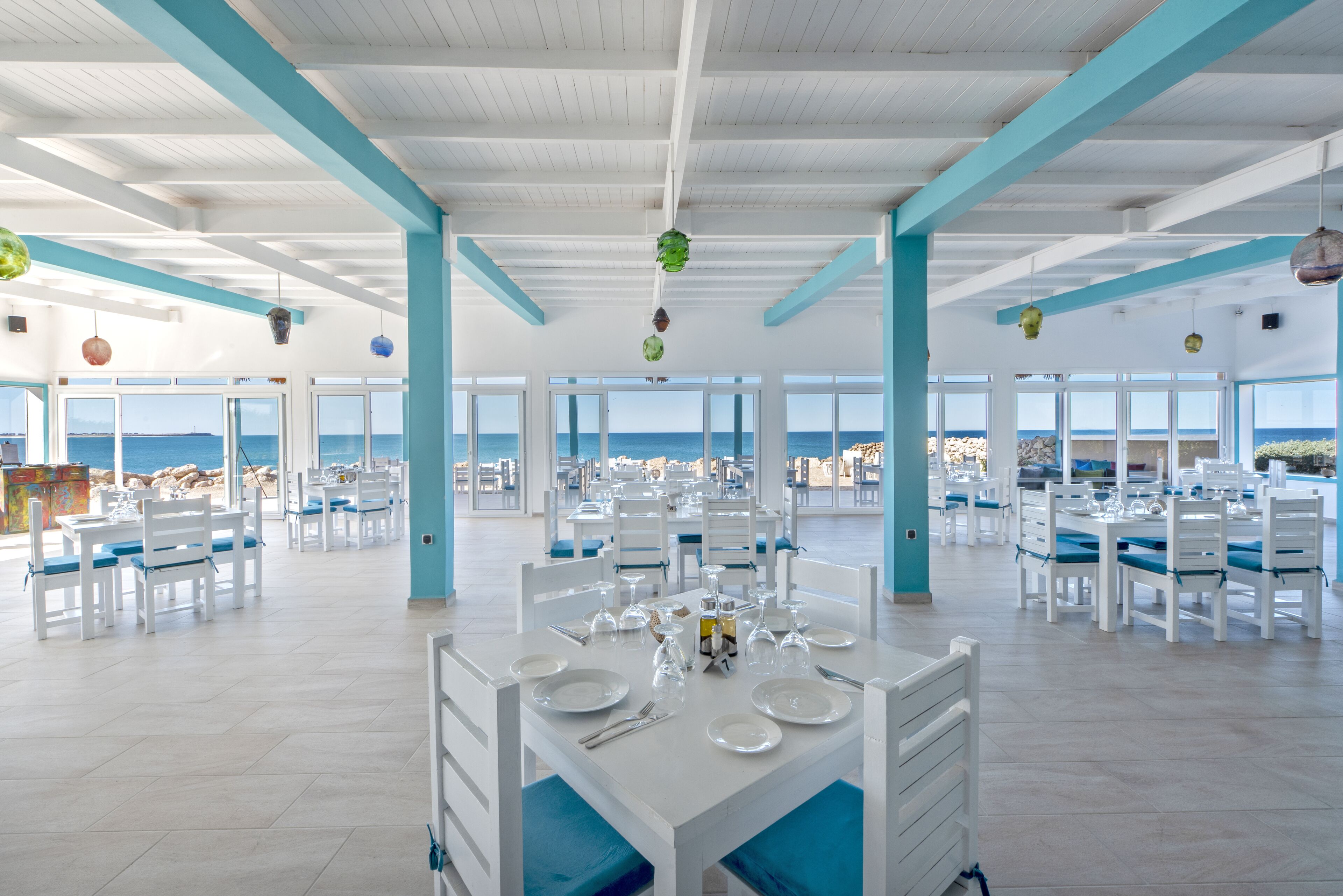 breakfast, lunch, dinner served; local and international cuisine