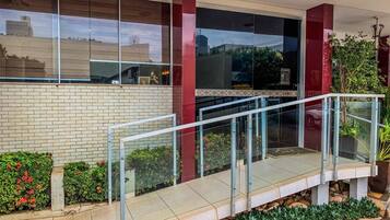 Estacionamento para van acessível para cadeira de rodas