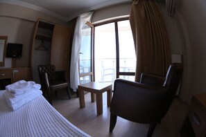 Standard Double Room, Partial Sea View | Free cots/infant beds, free WiFi