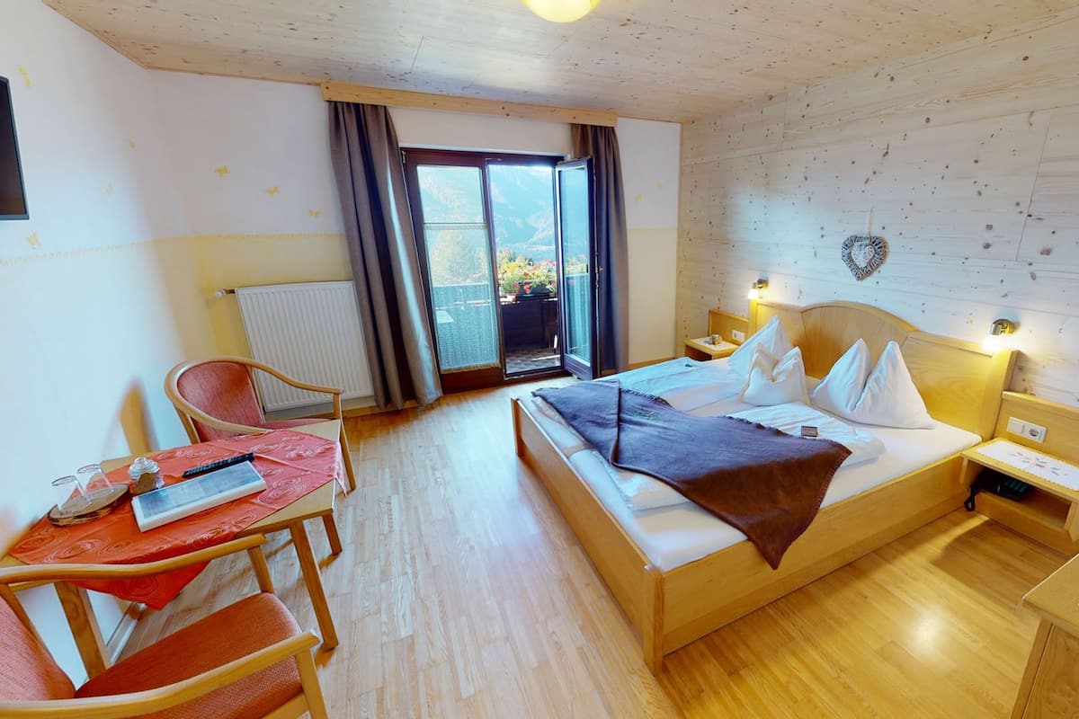 Comfort Double Room, Balcony, Mountain View