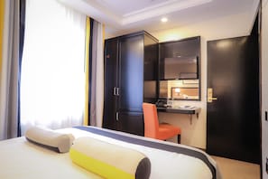 Modern Suite Room | 2 bedrooms, desk, blackout curtains, soundproofing