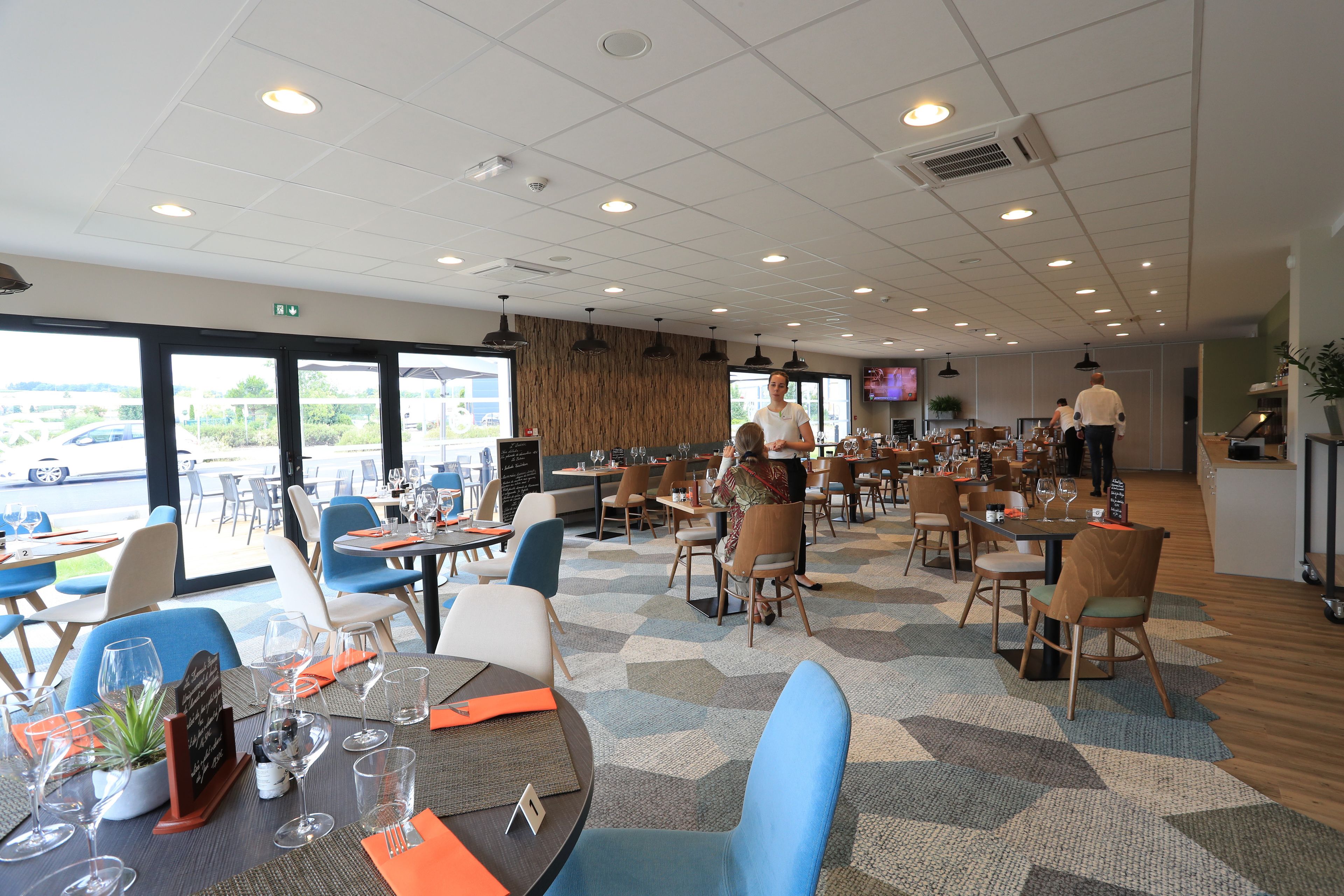 daily buffet breakfast (eur 12.50 per person)