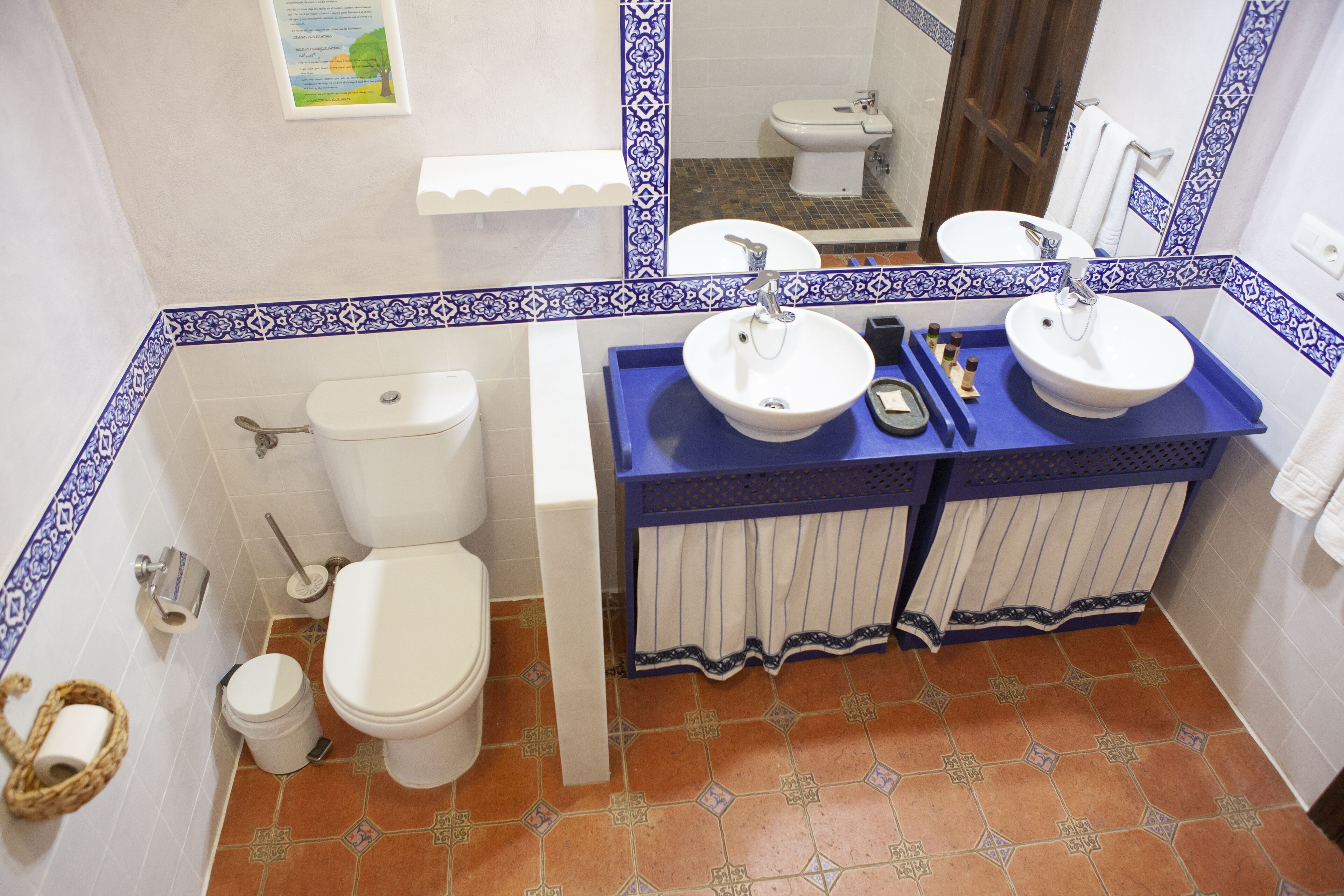 superior double or twin room, terrace | bathroom | free toiletries, hair dryer, towels