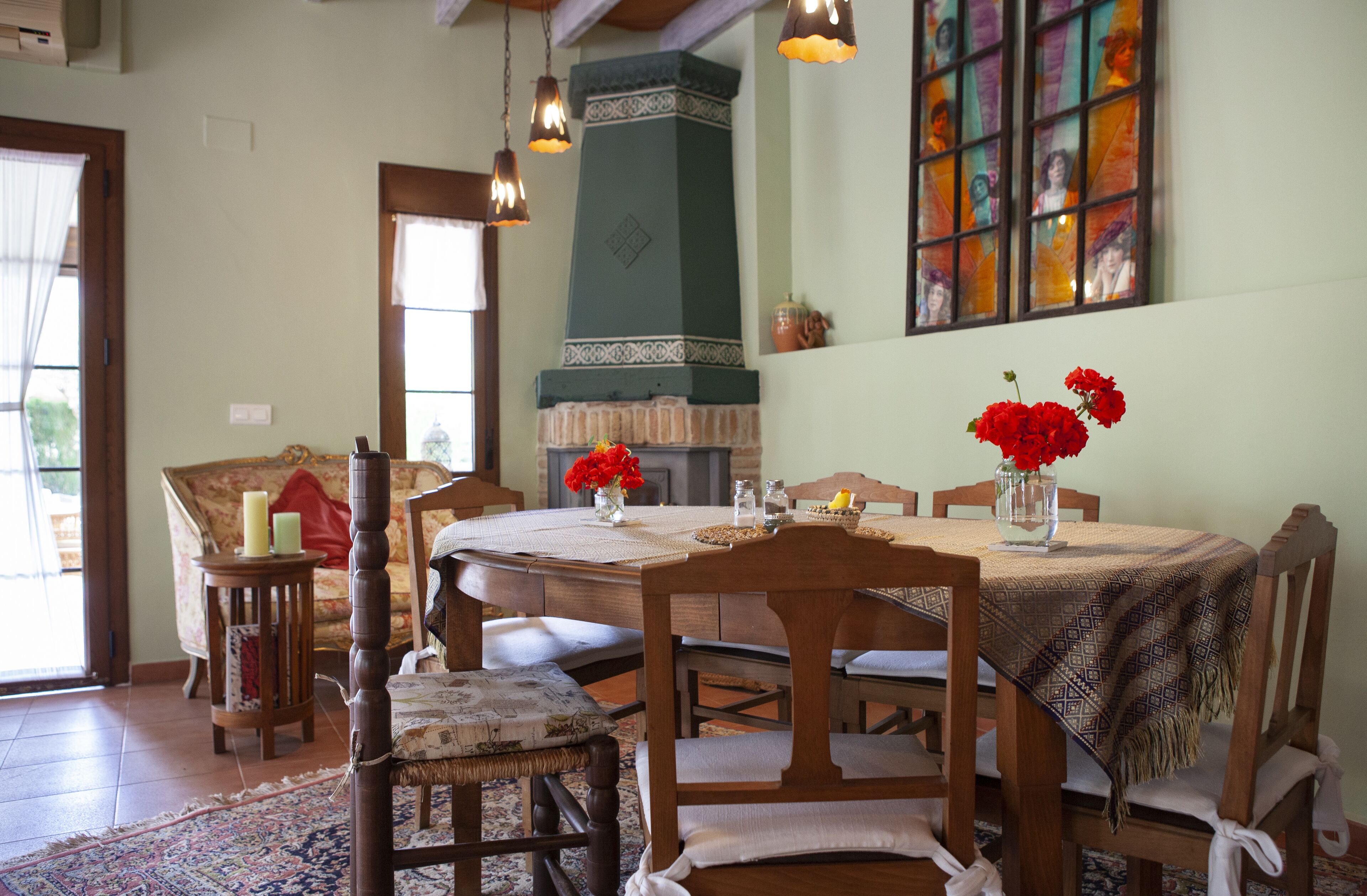 breakfast, lunch, dinner served; mediterranean cuisine