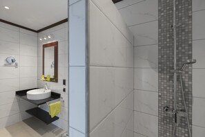 Kamar Double atau Twin Standar, 1 kamar tidur | Kamar mandi | Shower, perlengkapan mandi gratis, pengering rambut, dan handuk
