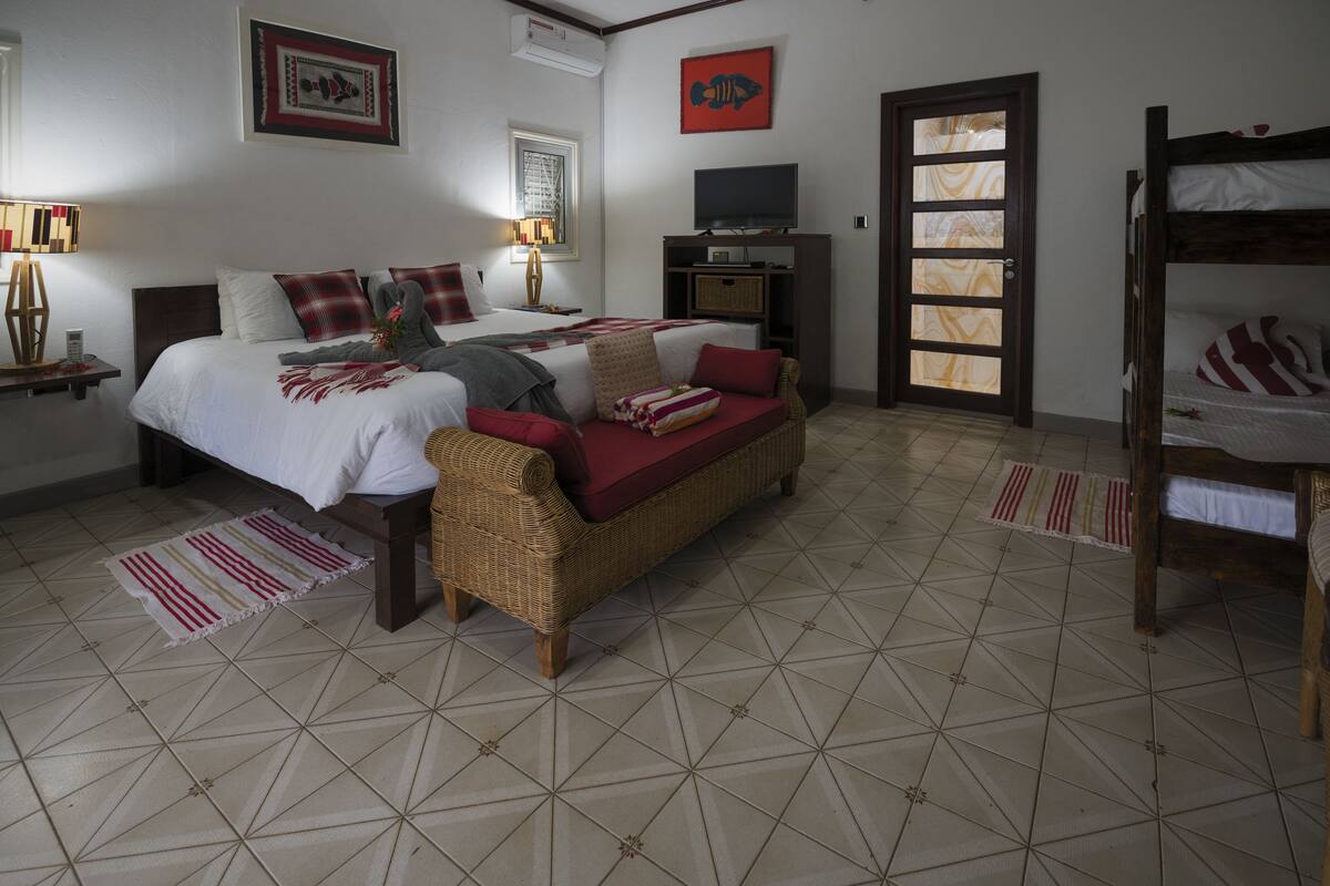 Standard Quadruple Room, 1 Bedroom | Minibar, in-room safe, desk, iron/ironing board (on request)