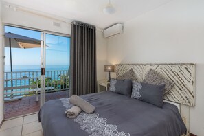 Appartement, 2 chambres, vue sur lâocĂ©an | 2 chambres, coffre-fort, rideaux dâobscurcissement