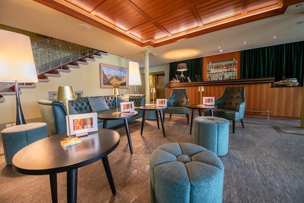 Lobby - Hotel Pilatus-kulm (Kriens)