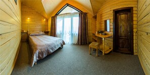 Familieværelse - balkon ( Superior ) | Individuelt design, individuel indretning, strygejern/strygebræt