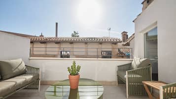 Apartamento, terraço, vista para a cidade | Terraço/pátio