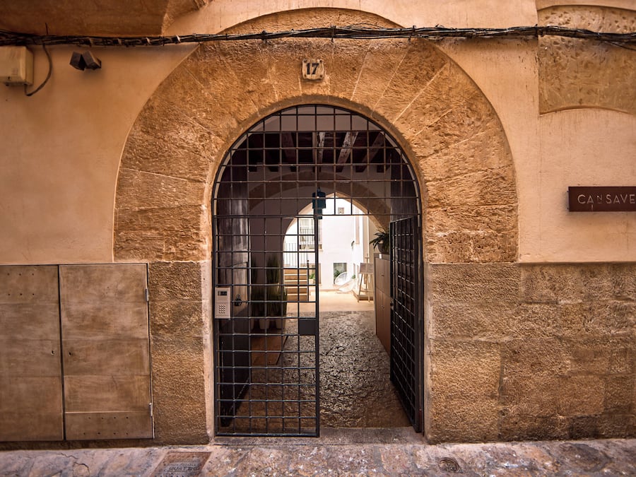Fachada de la propiedad