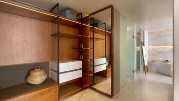Premier Suite, 1 Bedroom, Balcony, Ocean View
