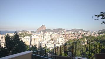 Premium Apartment | Balcony