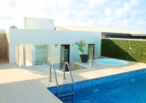 Piscina all'aperto