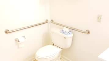 Standard Room, 1 Bedroom, Accessible, Refrigerator & Microwave | Bathroom amenities | Combined shower/tub, free toiletries, towels