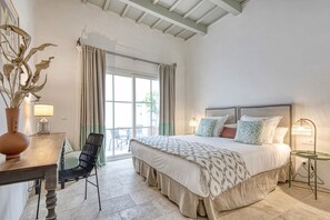 Deluxe con Patio - Can Albertí 1740 Hotel Boutique (Mahón)