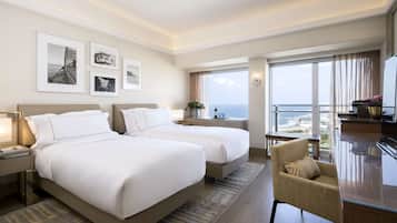 Twin Grand Vista Room with Sea View | Premium bedding, minibar, in-room safe, desk