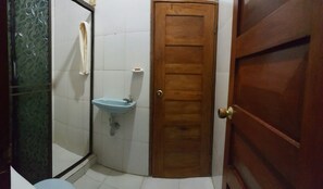 Apartment | Bathroom