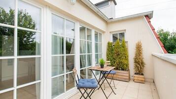 Apartment (Valor Style) | Terrace/patio