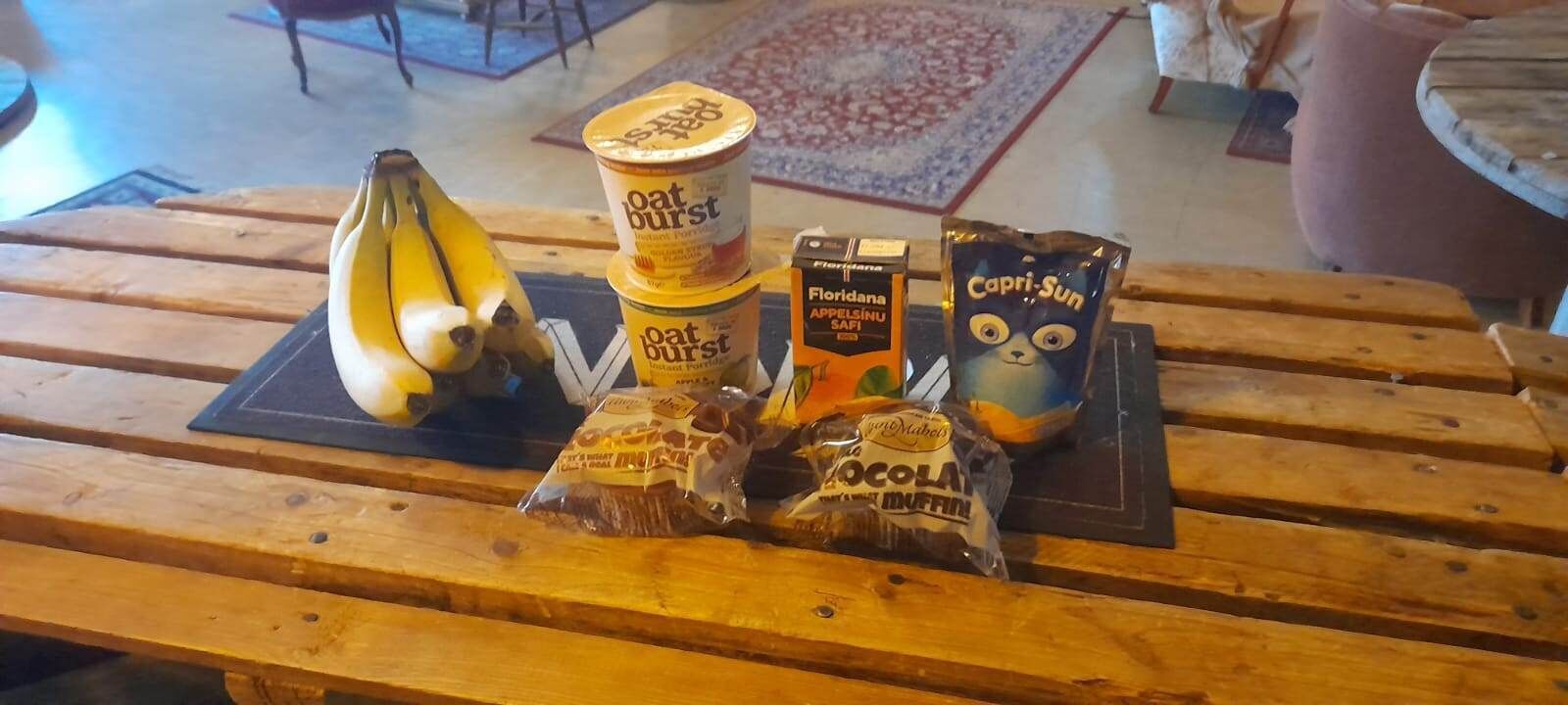 朝食