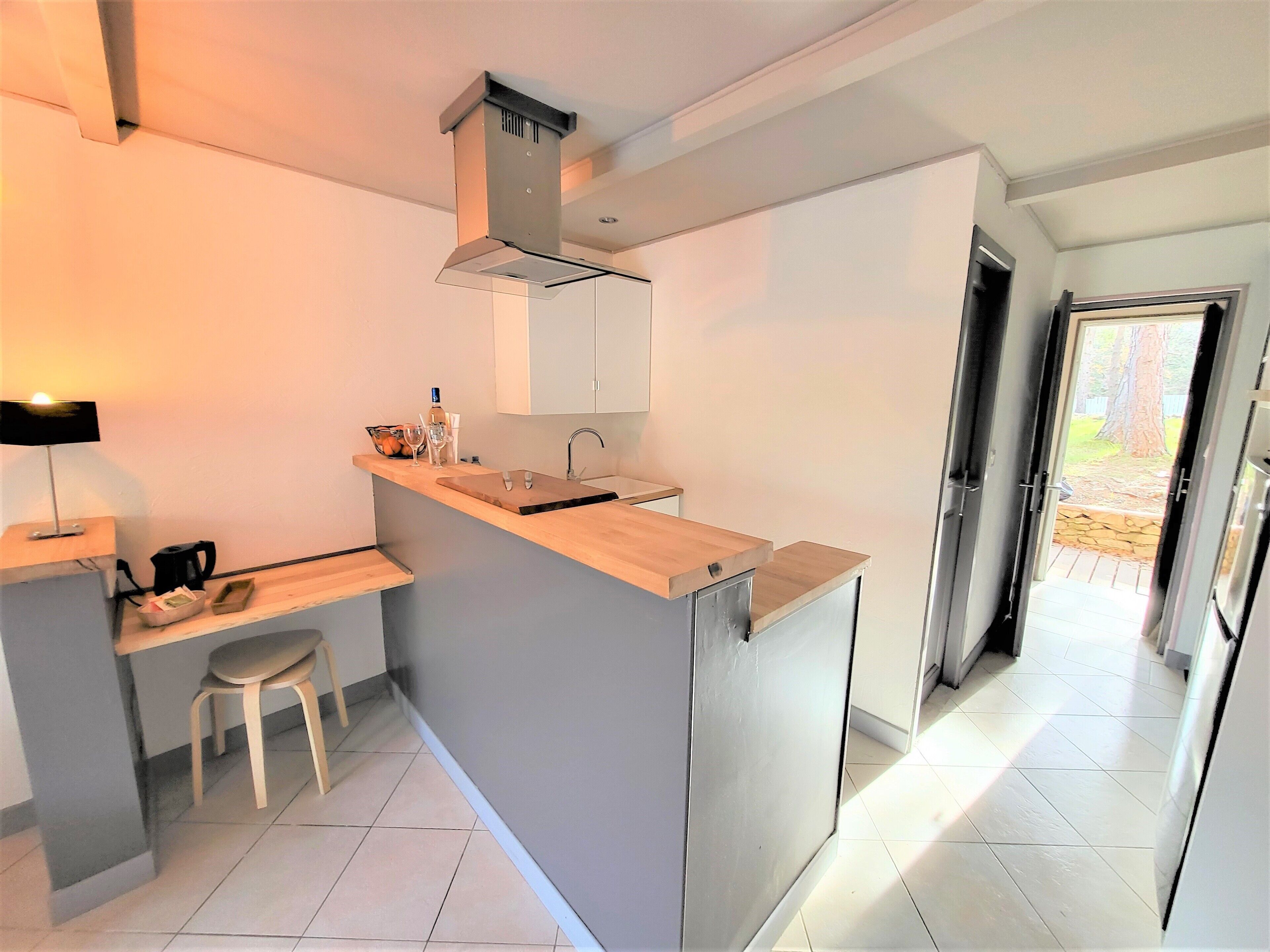 junior suite | private kitchen | espresso maker, coffee/tea maker, electric kettle