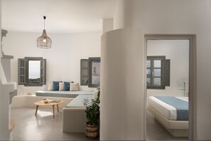 Honeymoon Suite, Sea View (Zeus) | Living area - Kastro Mansion (Santorini)