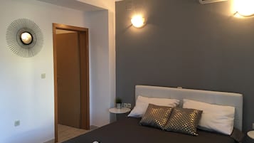 Double Room, Balcony