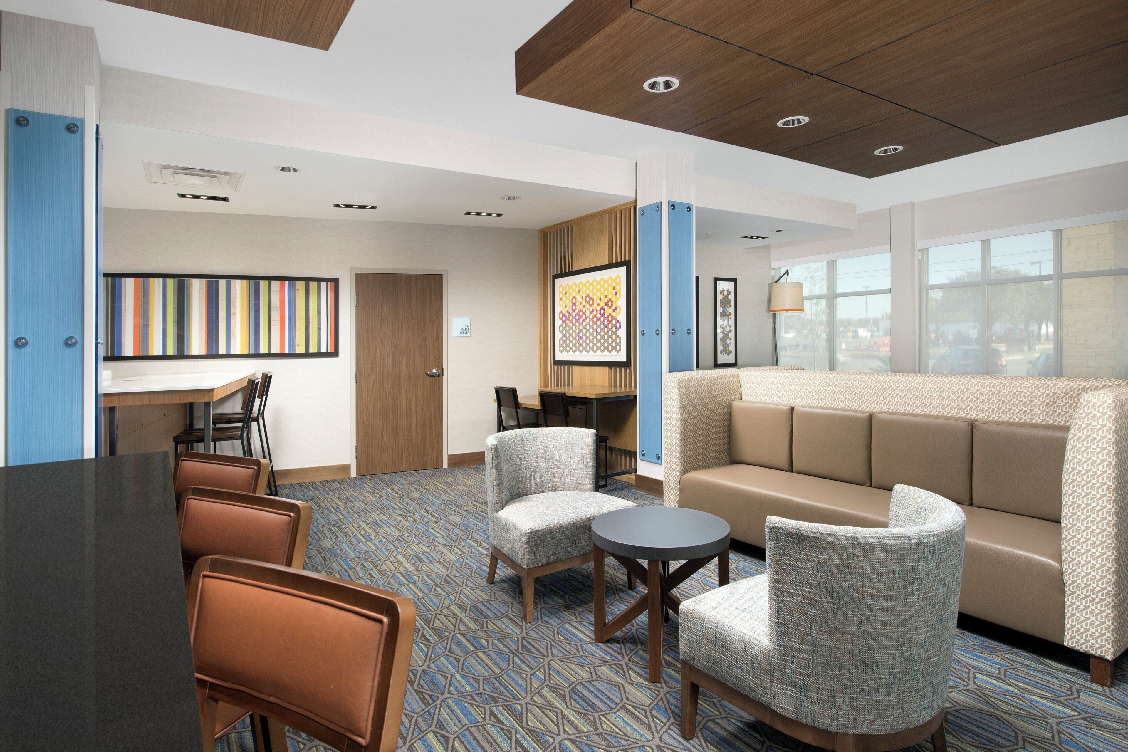 Photo - Holiday Inn Express & Suites San Antonio North  Windcrest