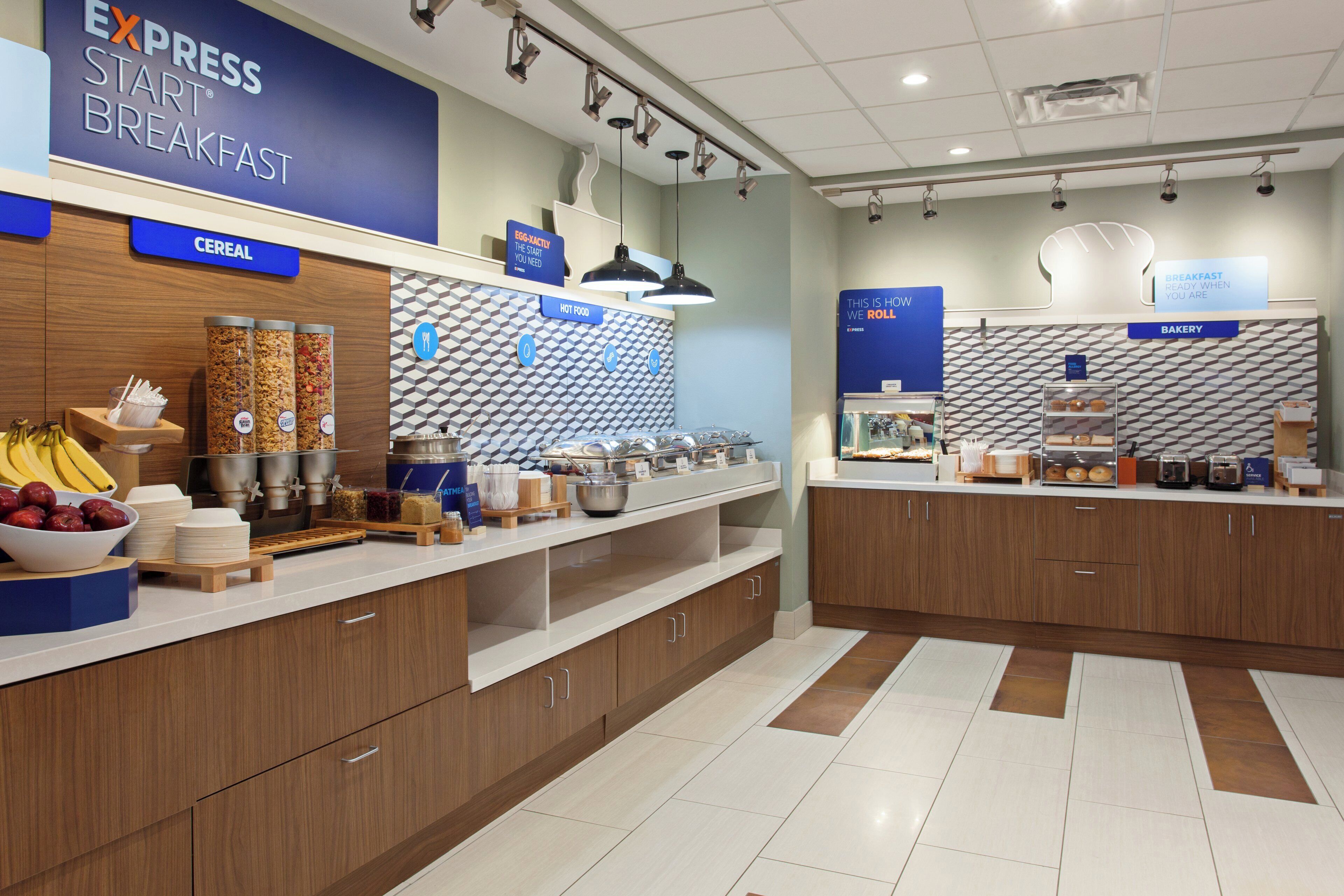 Photo - Holiday Inn Express & Suites San Antonio North  Windcrest