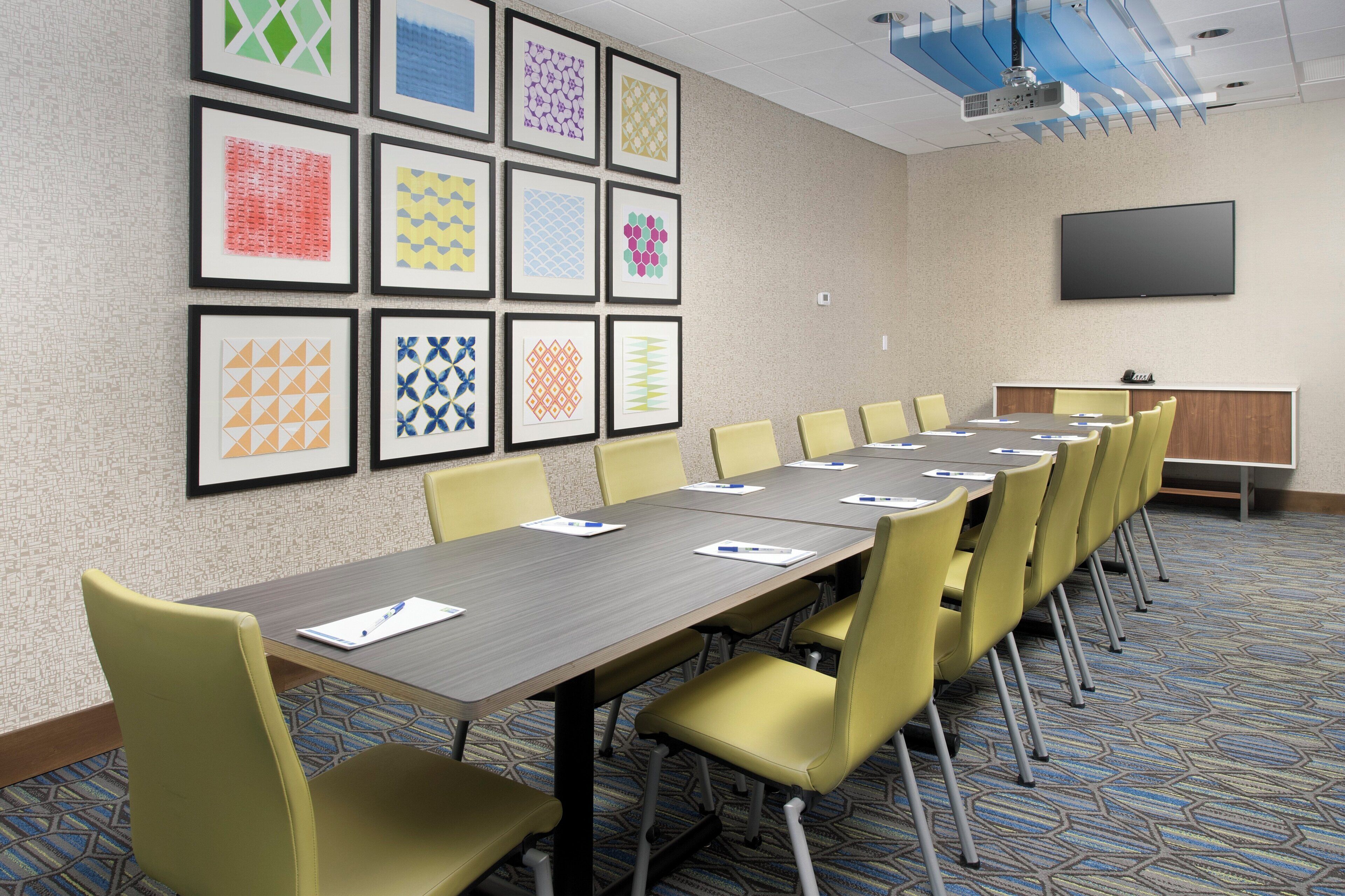 Photo - Holiday Inn Express & Suites San Antonio North  Windcrest