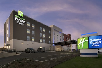 Holiday Inn Express & Suites San Antonio North - Windcrest by IH