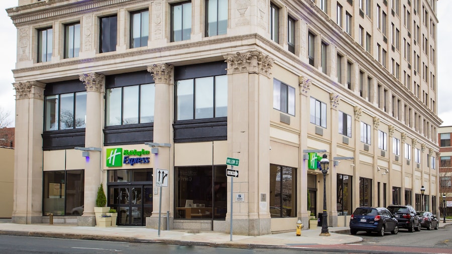 Holiday Inn Express Springfield Downtown by IHG