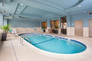 Una piscina techada