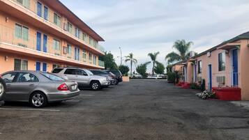 Free self parking